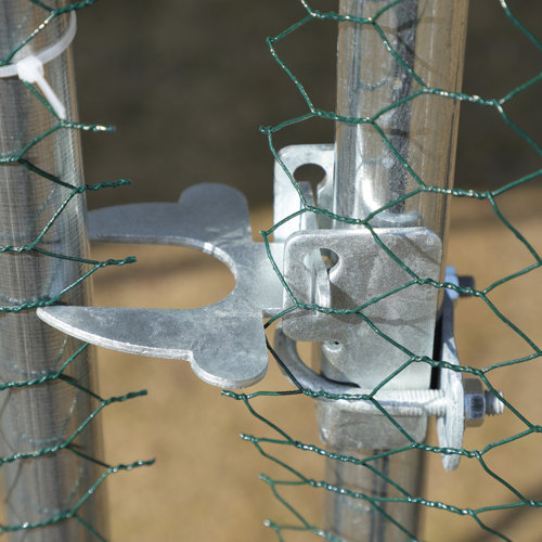 Tucker Murphy Pet™ Laddonia 62.9 Square Feet Chicken Coop with Chicken